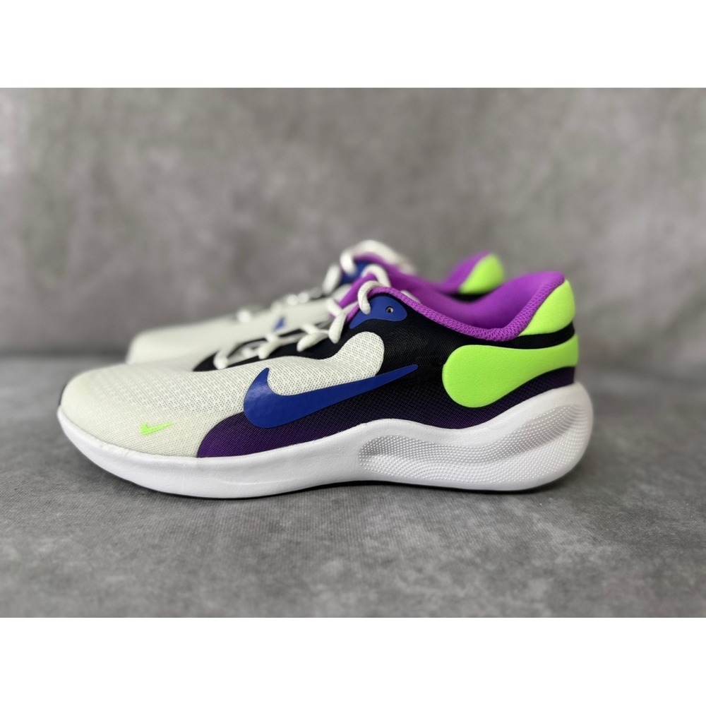 Nike Revolution 7 Youth Size 6.5Y White Pink Purple Running Shoes New